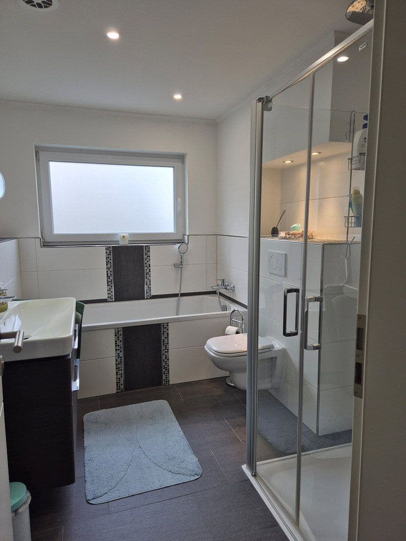 Prodej bytu 3+1 87 m², Henstedt-Ulzburg, Šlesvicko-Holštýnsko Prodej bytu 3+1 87 m², Henstedt-Ulzburg, Šlesvicko-Holštýnsko