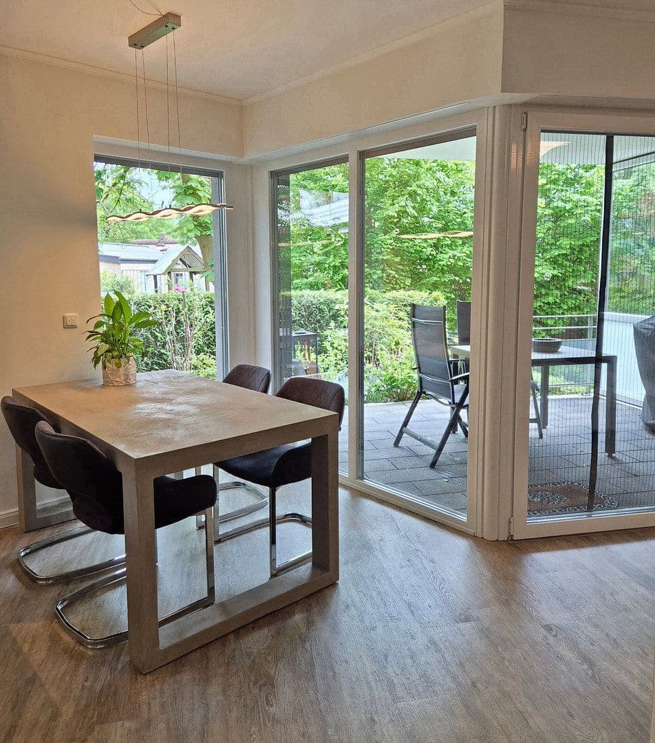 Prodej bytu 3+1 87 m², Henstedt-Ulzburg, Šlesvicko-Holštýnsko Prodej bytu 3+1 87 m², Henstedt-Ulzburg, Šlesvicko-Holštýnsko