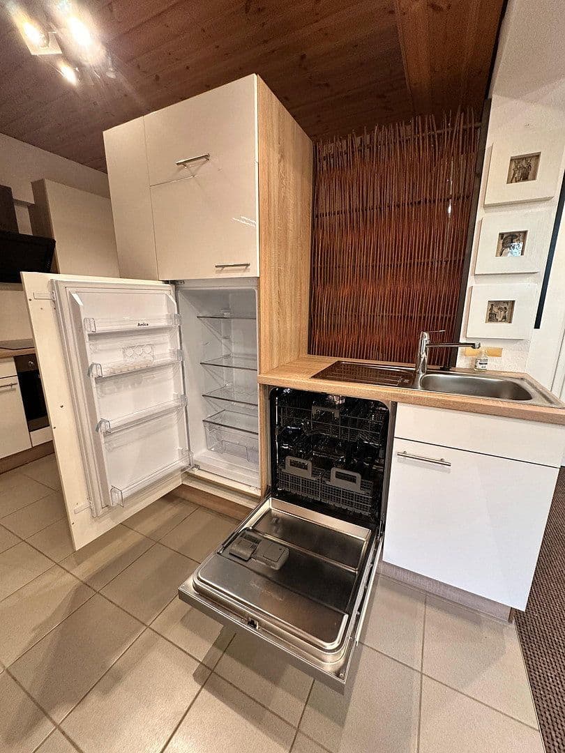 Pronájem bytu 2+1 54 m², Roth, Bavorsko Pronájem bytu 2+1 54 m², Roth, Bavorsko