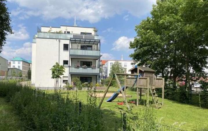 Pronájem bytu 3+1 81 m², Braunschweig, Dolní Sasko Pronájem bytu 3+1 81 m², Braunschweig, Dolní Sasko