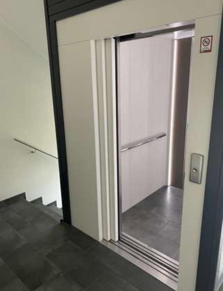 Pronájem bytu 3+1 81 m², Braunschweig, Dolní Sasko Pronájem bytu 3+1 81 m², Braunschweig, Dolní Sasko
