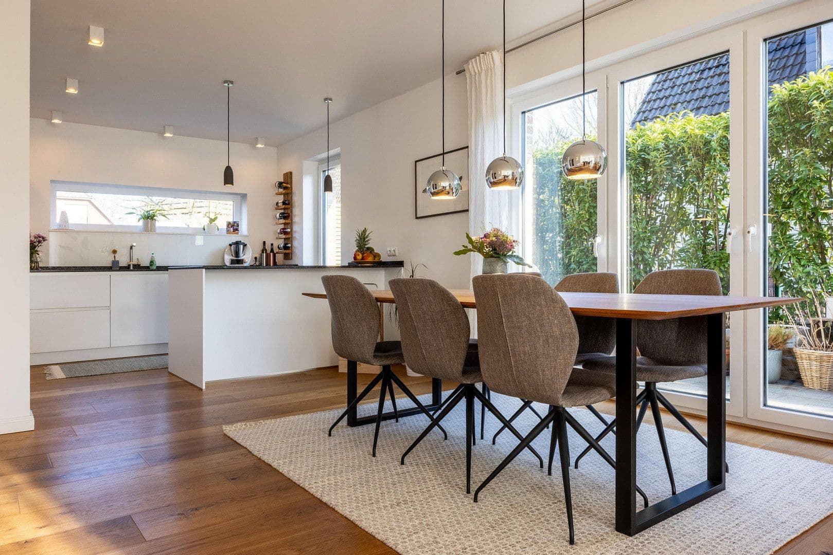 Prodej domu 153 m², pozemek 645 m², Ahrensburg, Šlesvicko-Holštýnsko Prodej domu 153 m², pozemek 645 m², Ahrensburg, Šlesvicko-Holštýnsko