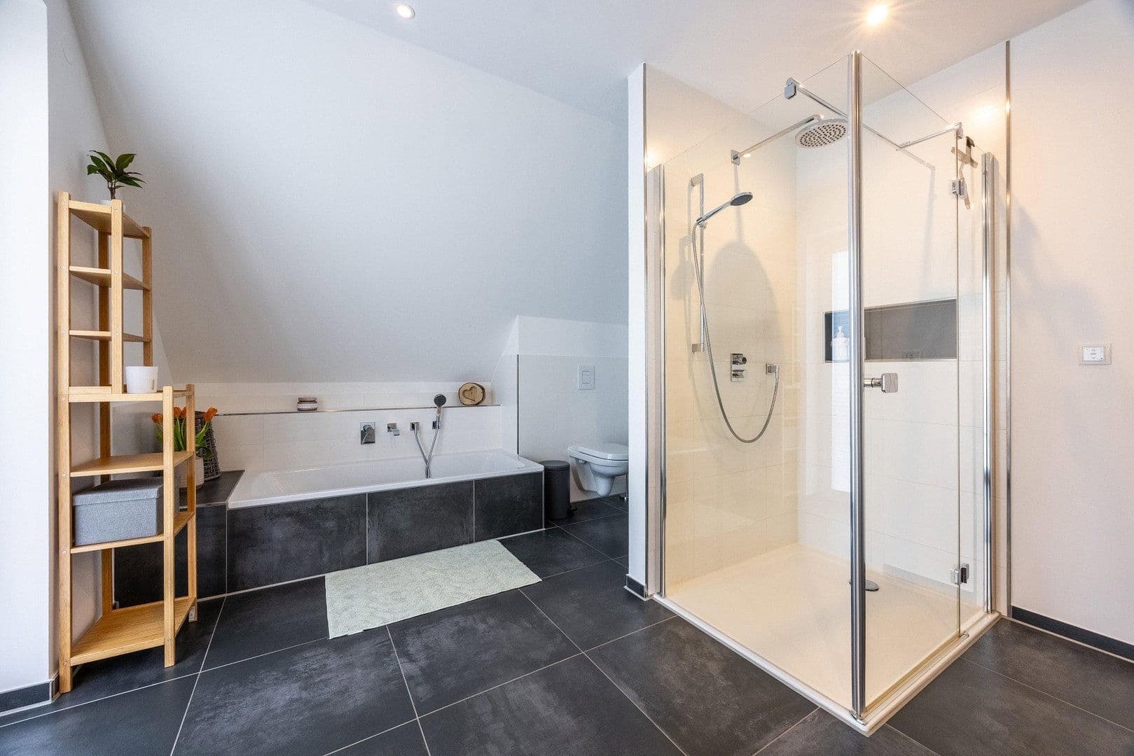 Prodej domu 153 m², pozemek 645 m², Ahrensburg, Šlesvicko-Holštýnsko Prodej domu 153 m², pozemek 645 m², Ahrensburg, Šlesvicko-Holštýnsko