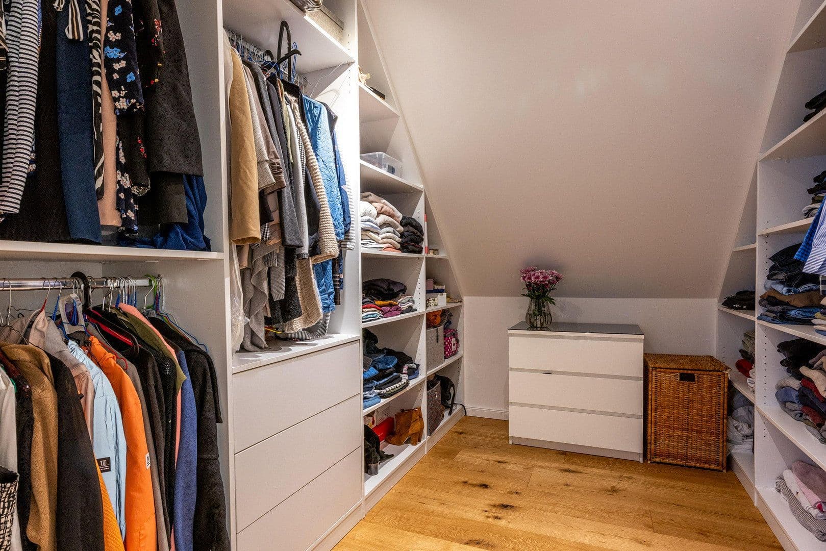 Prodej domu 153 m², pozemek 645 m², Ahrensburg, Šlesvicko-Holštýnsko Prodej domu 153 m², pozemek 645 m², Ahrensburg, Šlesvicko-Holštýnsko
