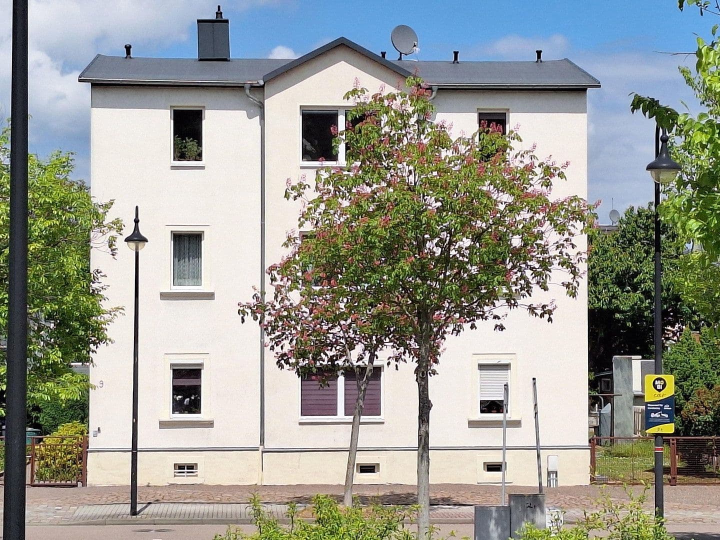 Pronájem bytu 2+1 46 m², Bahnhofstr.9, Dresden, Sasko Pronájem bytu 2+1 46 m², Bahnhofstr.9, Dresden, Sasko