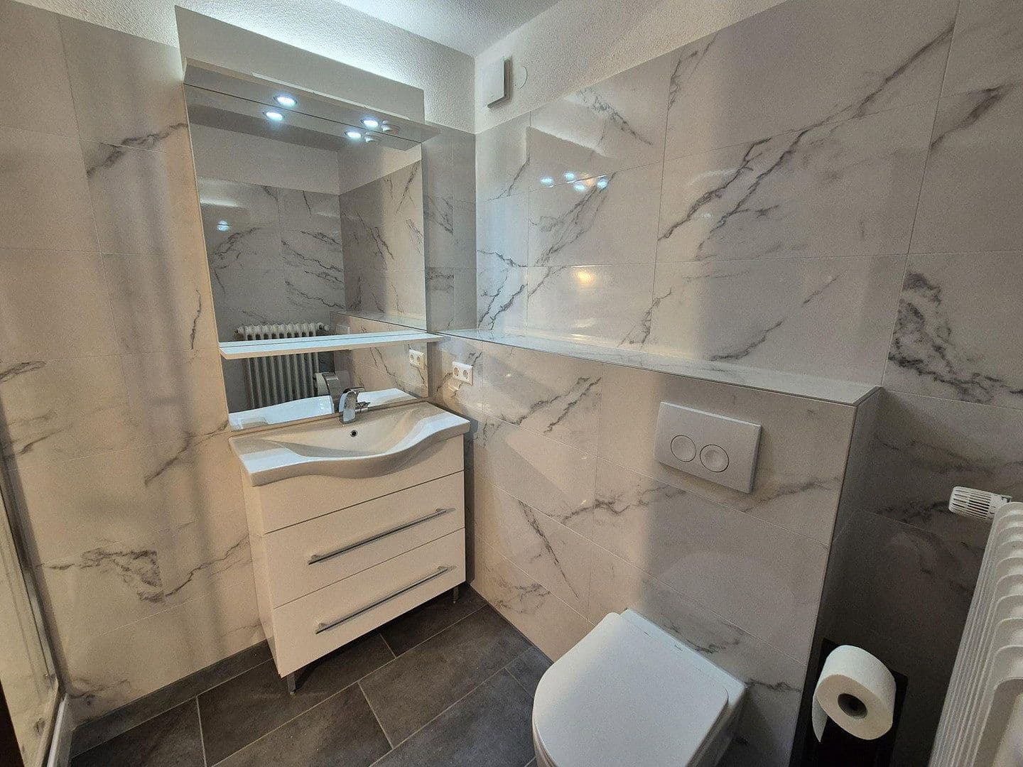 Pronájem domu 150 m², pozemek 317 m², Bad Krozingen, Bádensko-Württembersko Pronájem domu 150 m², pozemek 317 m², Bad Krozingen, Bádensko-Württembersko