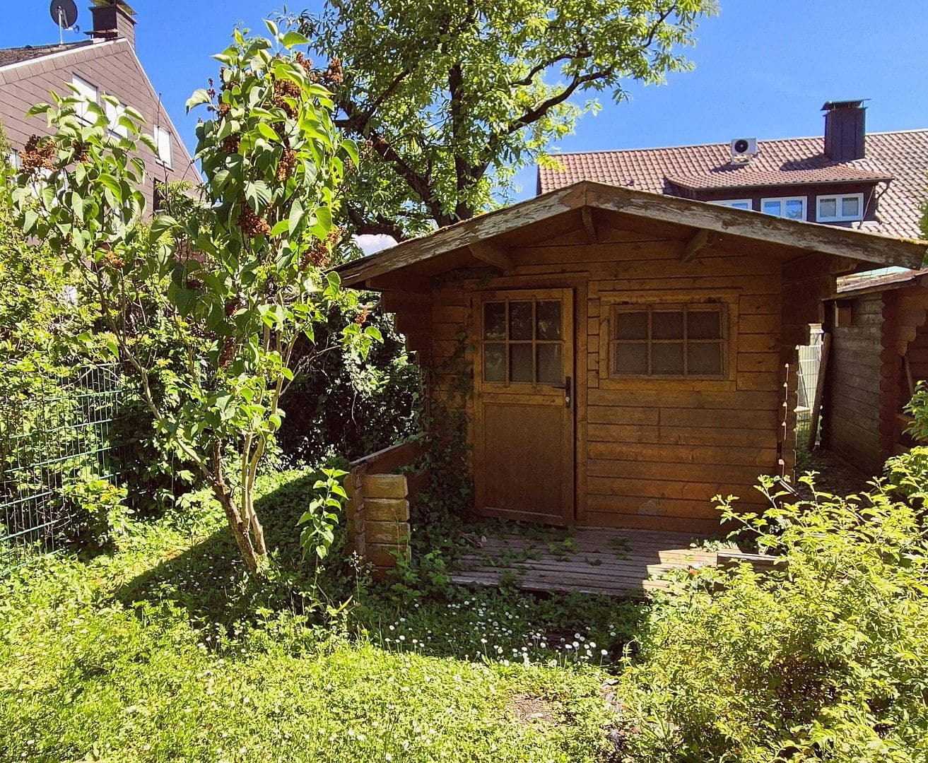 Pronájem domu 150 m², pozemek 317 m², Bad Krozingen, Bádensko-Württembersko Pronájem domu 150 m², pozemek 317 m², Bad Krozingen, Bádensko-Württembersko