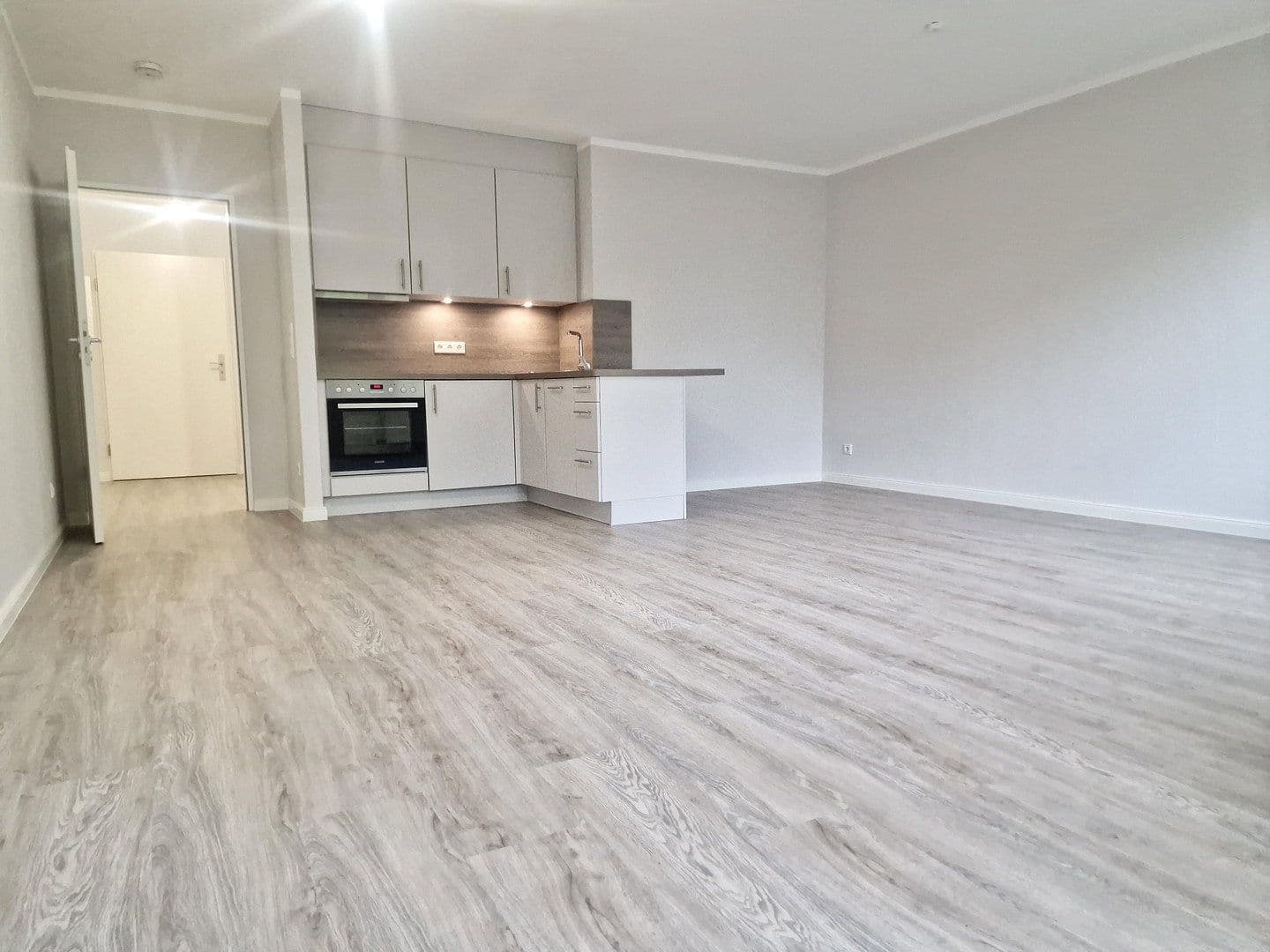 Prodej bytu 1+1 39 m², Greifswalder Straße 31, Hamburg, Hamburg Prodej bytu 1+1 39 m², Greifswalder Straße 31, Hamburg, Hamburg