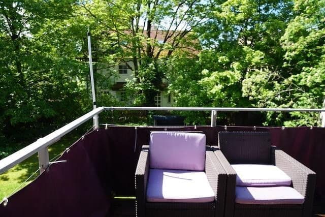 Pronájem bytu 3+1 70 m², Waldperlacher Str. 88, München, Bavorsko Pronájem bytu 3+1 70 m², Waldperlacher Str. 88, München, Bavorsko