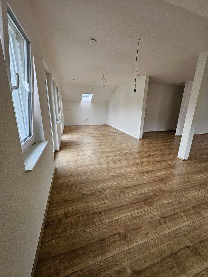 Prodej domu 210 m², pozemek 500 m², Bad Orb, Hessen Prodej domu 210 m², pozemek 500 m², Bad Orb, Hessen