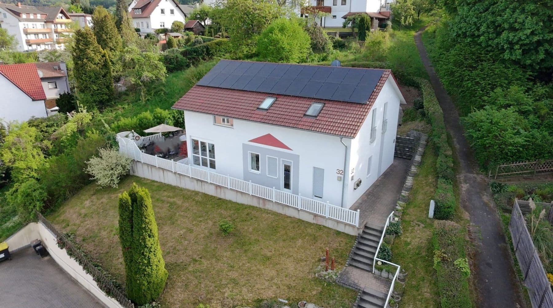 Prodej domu 210 m², pozemek 500 m², Bad Orb, Hessen Prodej domu 210 m², pozemek 500 m², Bad Orb, Hessen