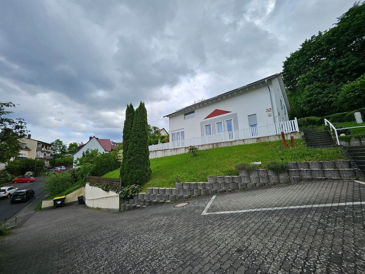 Prodej domu 210 m², pozemek 500 m², Bad Orb, Hessen Prodej domu 210 m², pozemek 500 m², Bad Orb, Hessen