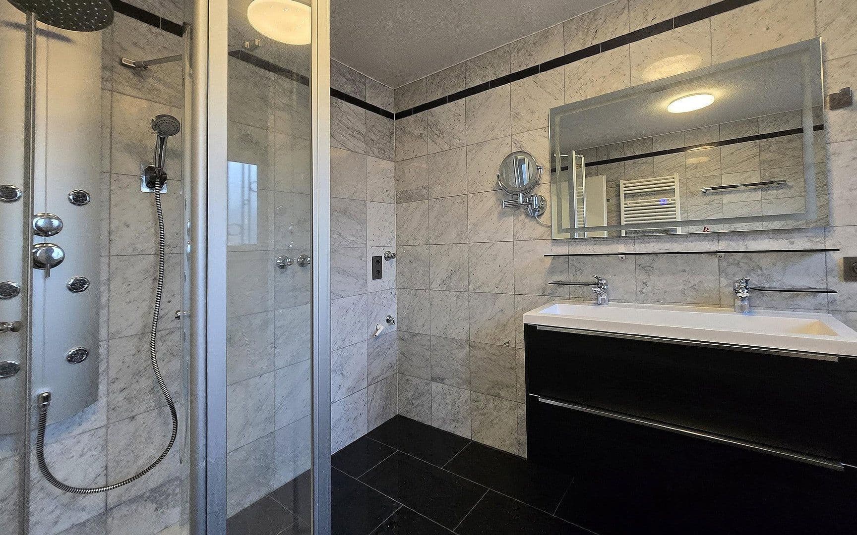 Pronájem domu 195 m², pozemek 454 m², Am Lerchenberg 16, Karlsruhe-Durlach, Bádensko-Württembersko Pronájem domu 195 m², pozemek 454 m², Am Lerchenberg 16, Karlsruhe-Durlach, Bádensko-Württembersko
