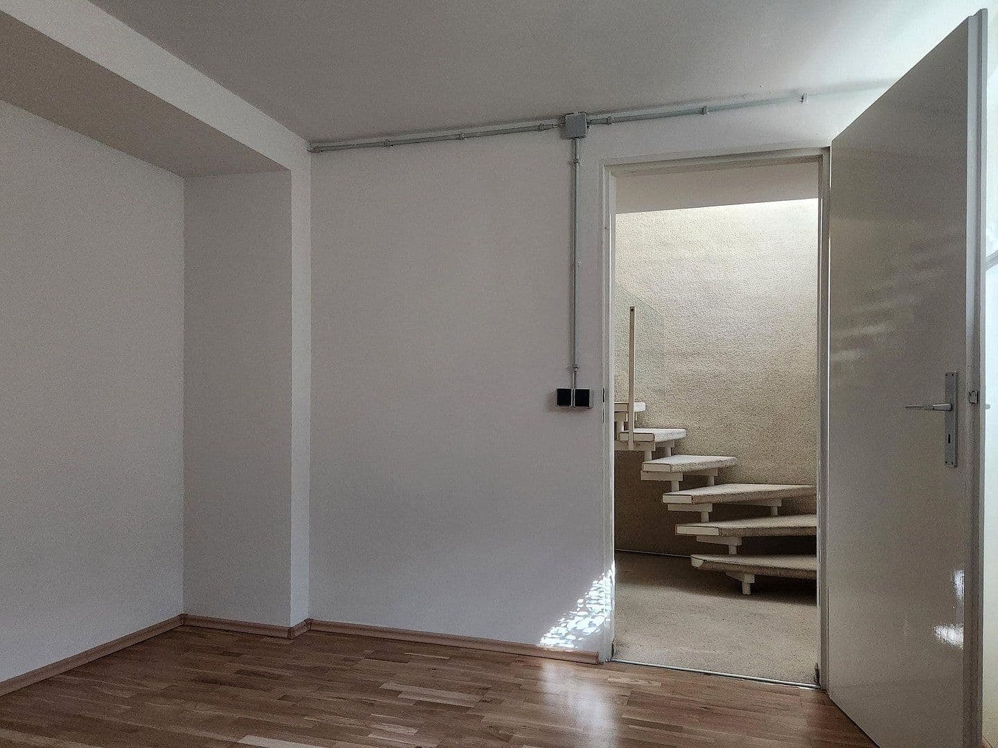 Pronájem domu 195 m², pozemek 454 m², Am Lerchenberg 16, Karlsruhe-Durlach, Bádensko-Württembersko Pronájem domu 195 m², pozemek 454 m², Am Lerchenberg 16, Karlsruhe-Durlach, Bádensko-Württembersko