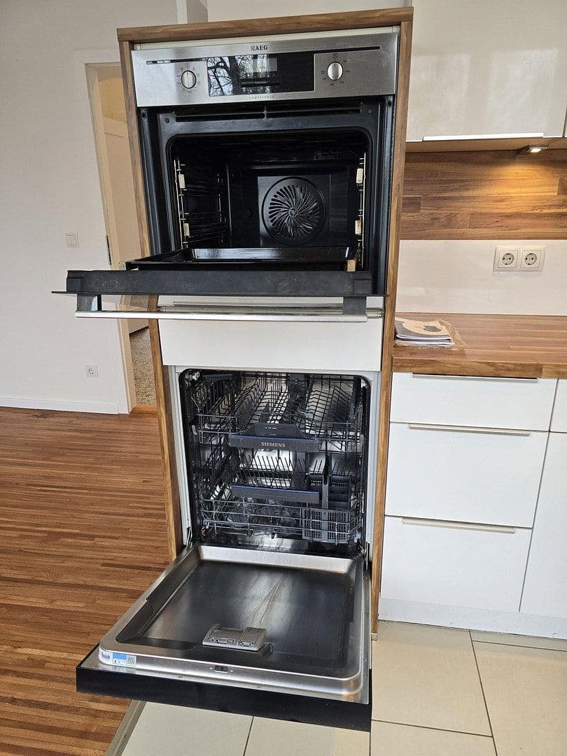 Pronájem bytu 4+kk 114 m², Gerhart-Hauptmann Straße 43/45, Teltow, Braniborsko Pronájem bytu 4+kk 114 m², Gerhart-Hauptmann Straße 43/45, Teltow, Braniborsko