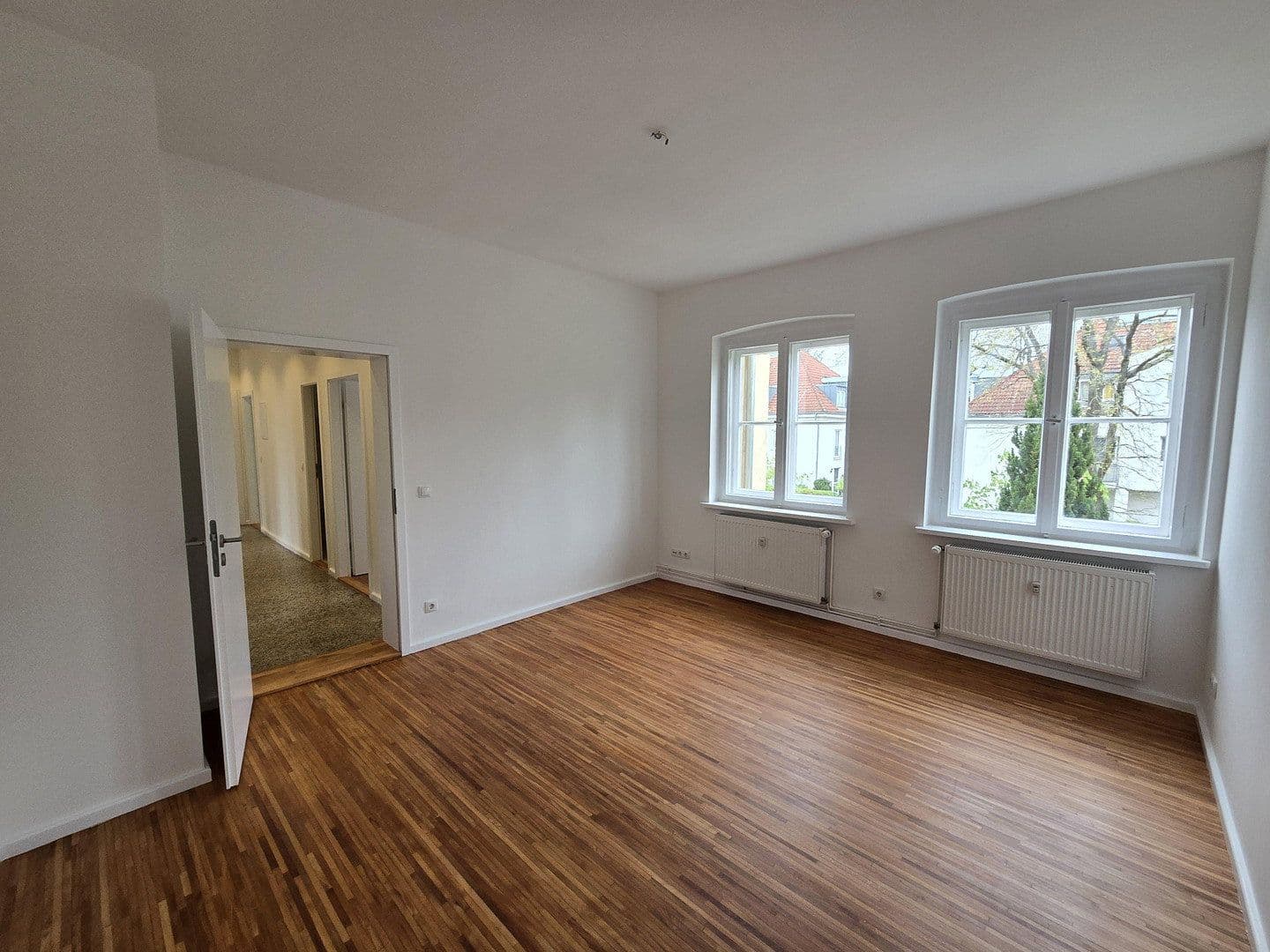 Pronájem bytu 4+kk 114 m², Gerhart-Hauptmann Straße 43/45, Teltow, Braniborsko Pronájem bytu 4+kk 114 m², Gerhart-Hauptmann Straße 43/45, Teltow, Braniborsko