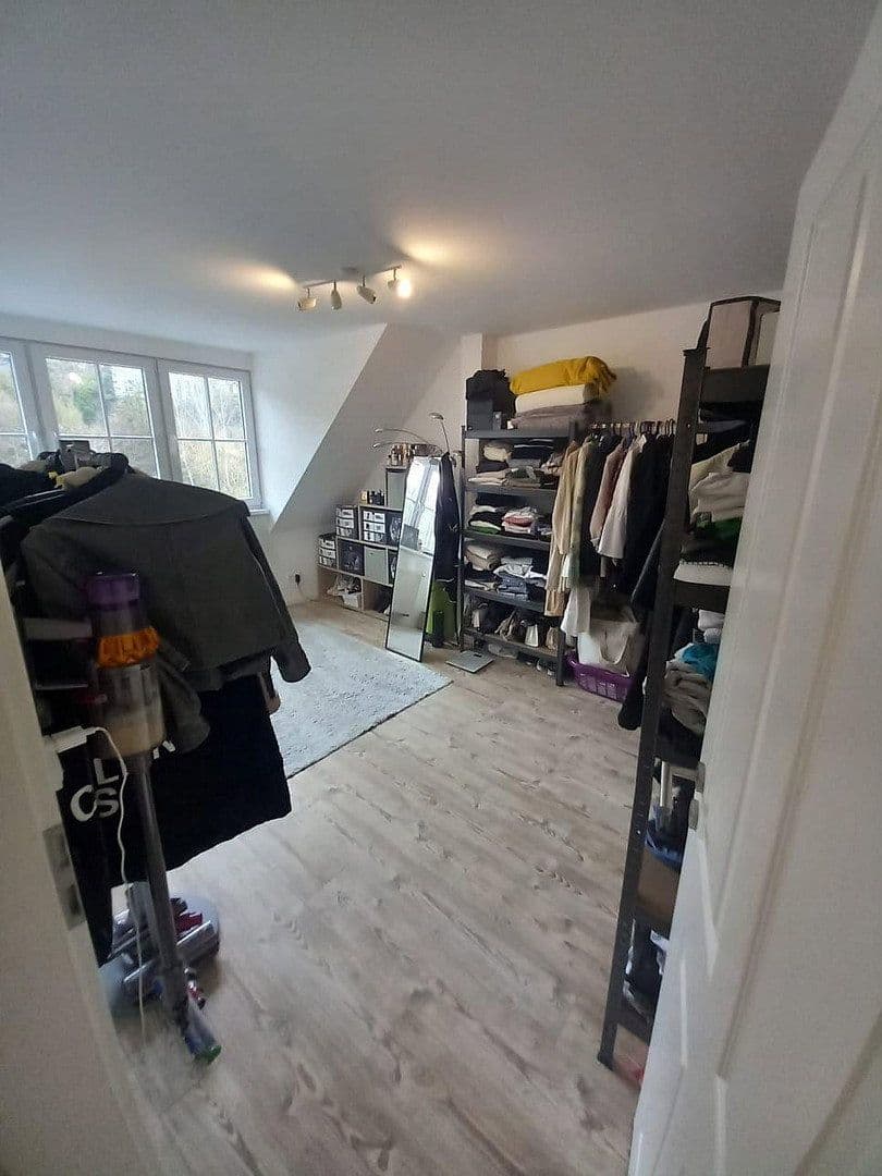 Pronájem bytu 3+1 65 m², Pforzheim, Bádensko-Württembersko Pronájem bytu 3+1 65 m², Pforzheim, Bádensko-Württembersko