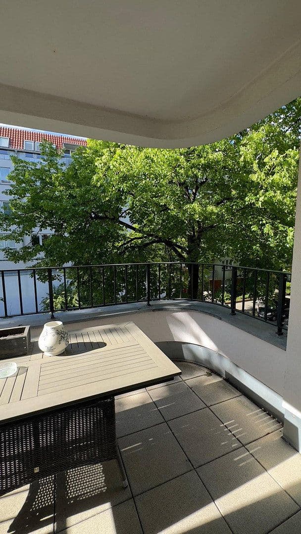 Prodej bytu 2+1 60 m², Gürtelstraße 7, Berlin, Berlín Prodej bytu 2+1 60 m², Gürtelstraße 7, Berlin, Berlín