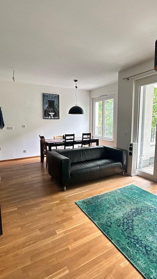 Prodej bytu 2+1 60 m², Gürtelstraße 7, Berlin, Berlín Prodej bytu 2+1 60 m², Gürtelstraße 7, Berlin, Berlín