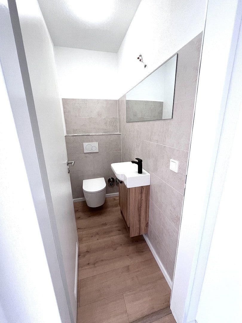 Pronájem bytu 3+1 78 m², Fürth, Bavorsko Pronájem bytu 3+1 78 m², Fürth, Bavorsko