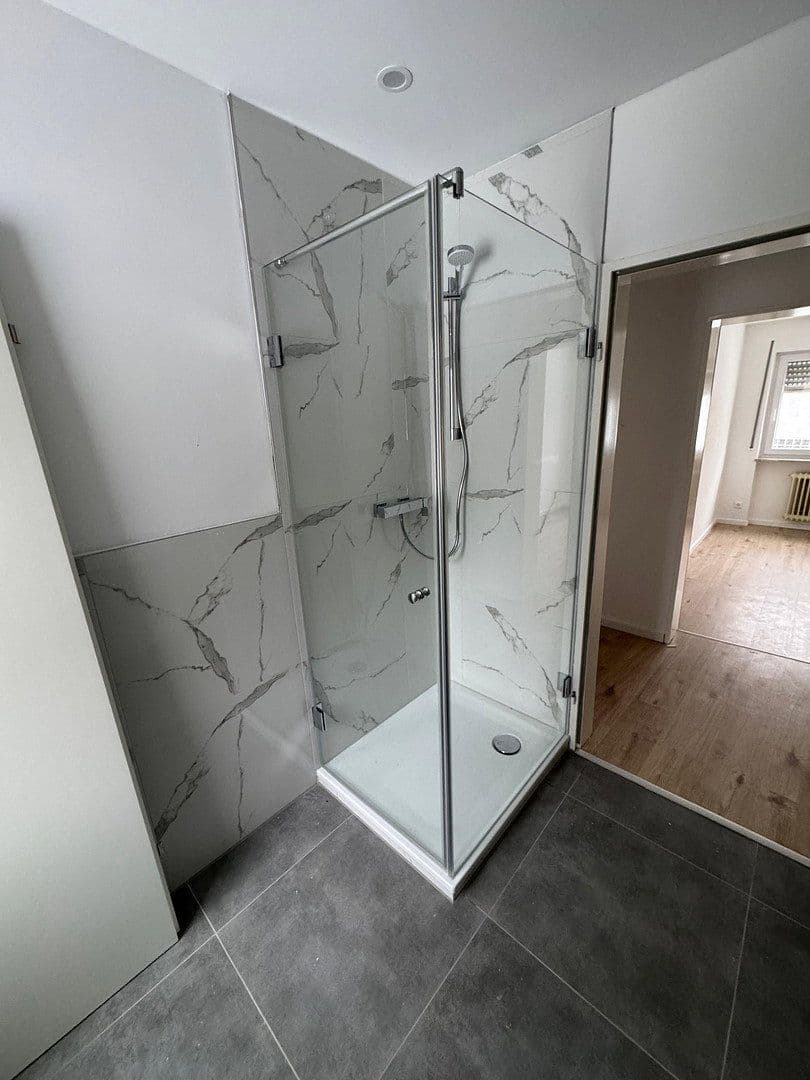Pronájem bytu 2+1 62 m², Kirchstr. 12, Deizisau, Bádensko-Württembersko Pronájem bytu 2+1 62 m², Kirchstr. 12, Deizisau, Bádensko-Württembersko