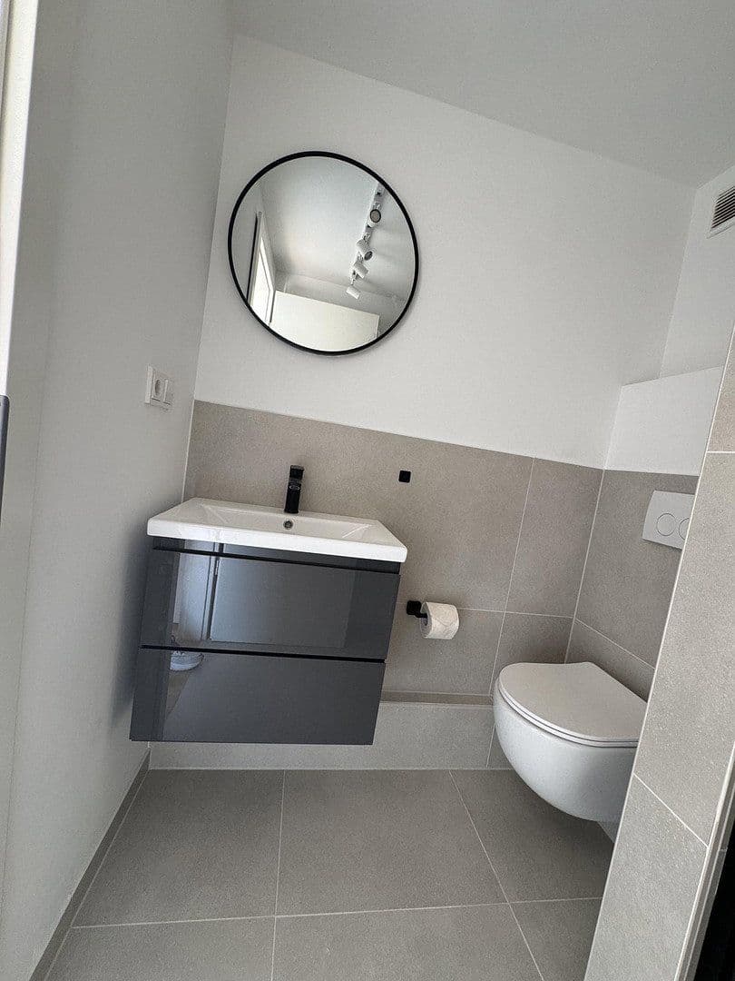 Pronájem bytu 1+1 37 m², Münsterstrasse 161, Düsseldorf, Severní Porýní-Vestfálsko Pronájem bytu 1+1 37 m², Münsterstrasse 161, Düsseldorf, Severní Porýní-Vestfálsko