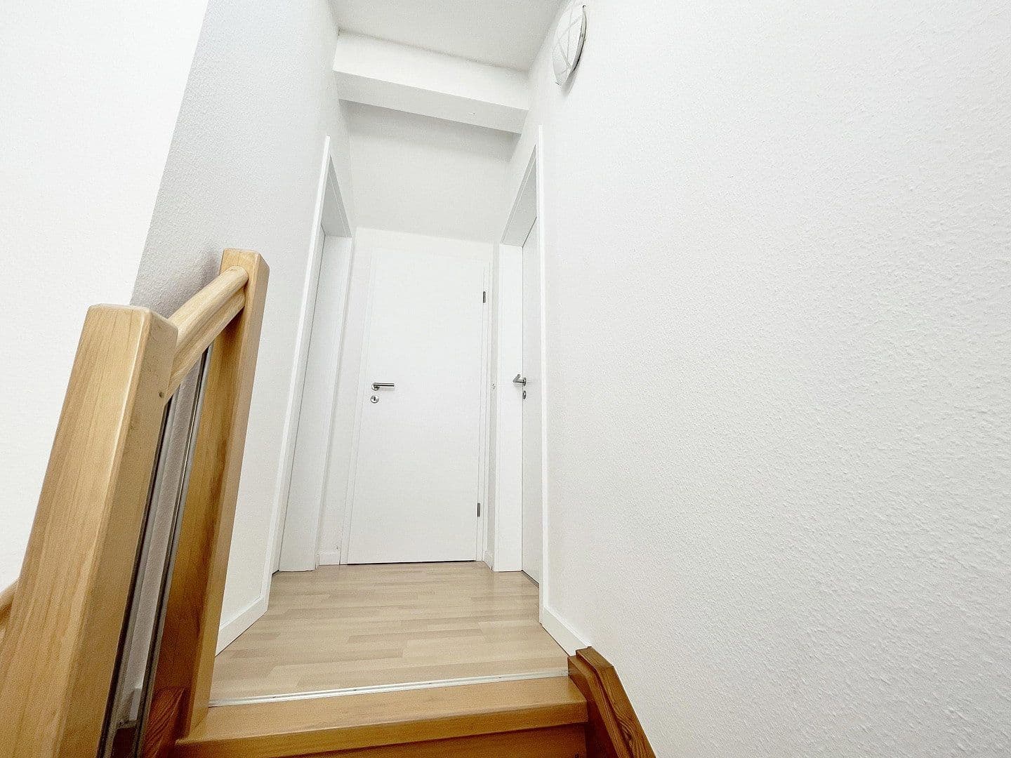 Pronájem bytu 3+kk 103 m², Pforzheim, Bádensko-Württembersko Pronájem bytu 3+kk 103 m², Pforzheim, Bádensko-Württembersko