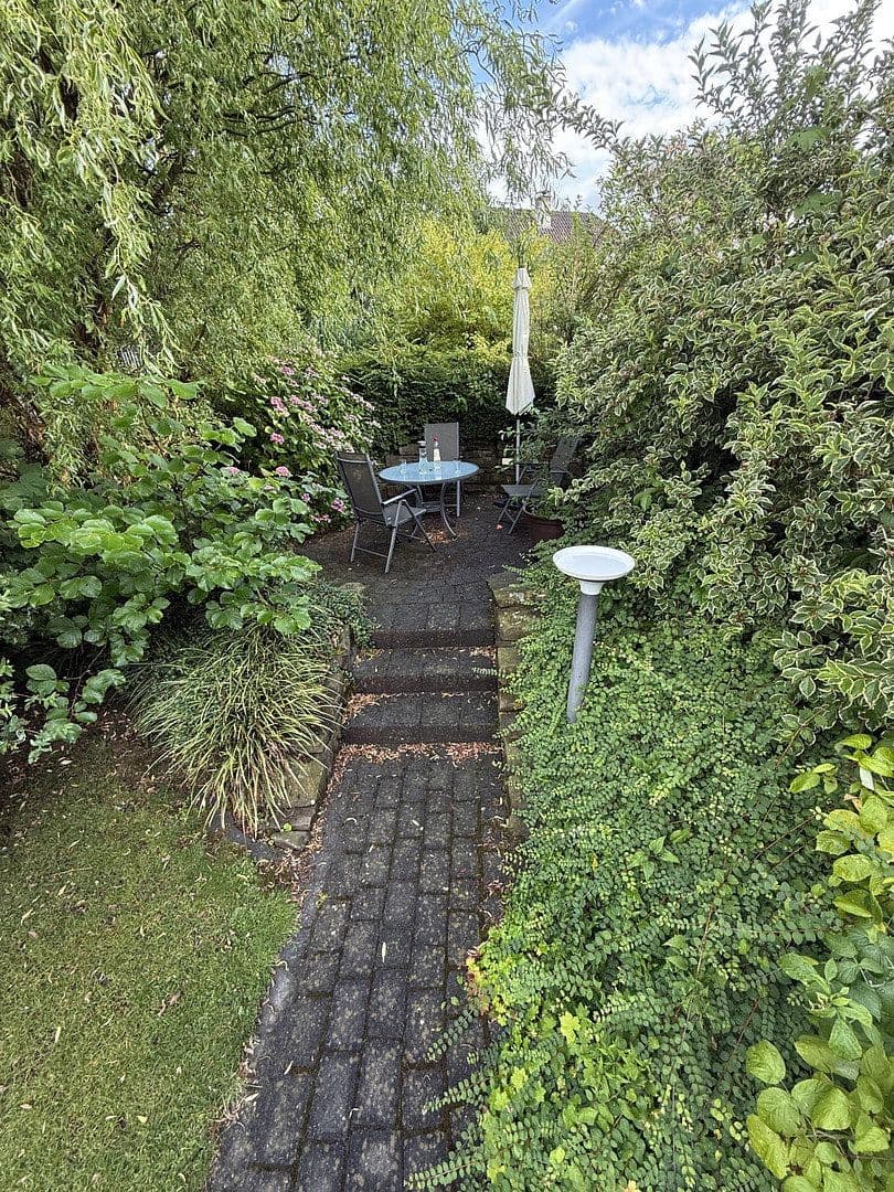 Prodej domu 195 m², pozemek 614 m², Mönchengladbach, Severní Porýní-Vestfálsko Prodej domu 195 m², pozemek 614 m², Mönchengladbach, Severní Porýní-Vestfálsko
