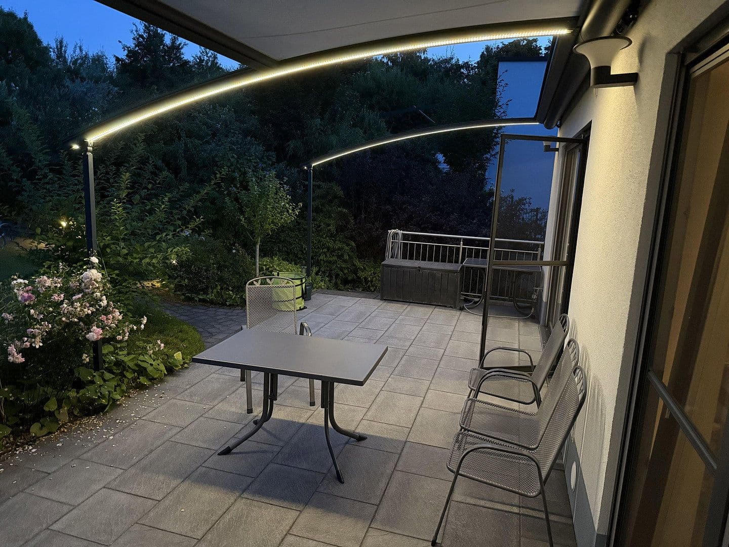 Prodej domu 195 m², pozemek 614 m², Mönchengladbach, Severní Porýní-Vestfálsko Prodej domu 195 m², pozemek 614 m², Mönchengladbach, Severní Porýní-Vestfálsko