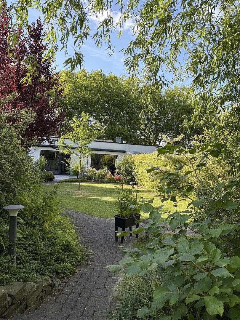 Prodej domu 195 m², pozemek 614 m², Mönchengladbach, Severní Porýní-Vestfálsko Prodej domu 195 m², pozemek 614 m², Mönchengladbach, Severní Porýní-Vestfálsko