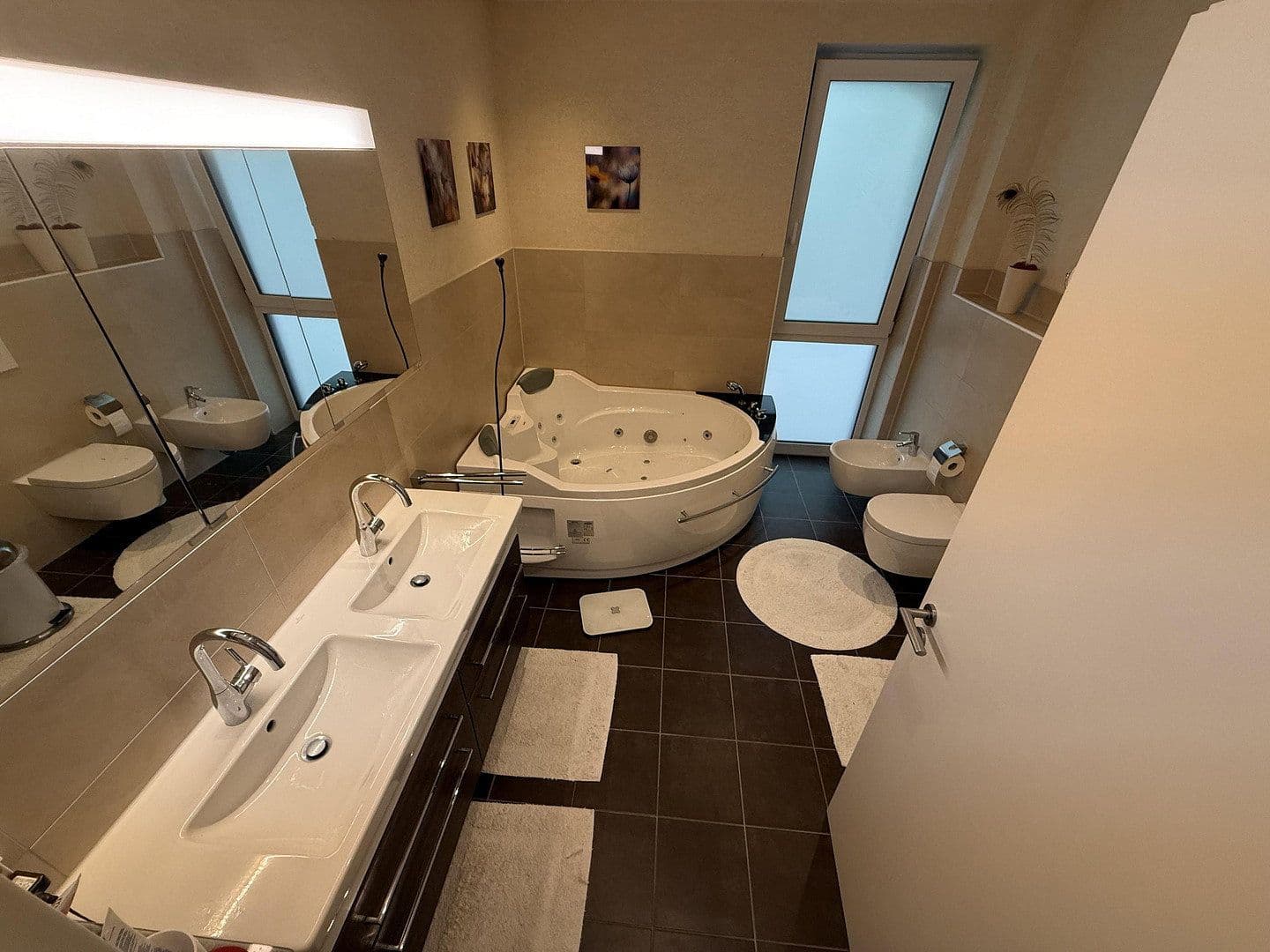 Prodej domu 195 m², pozemek 614 m², Mönchengladbach, Severní Porýní-Vestfálsko Prodej domu 195 m², pozemek 614 m², Mönchengladbach, Severní Porýní-Vestfálsko