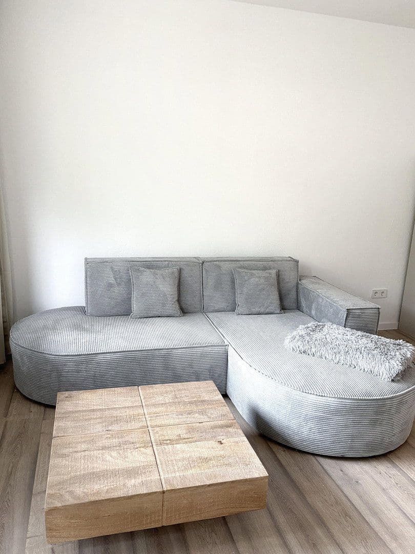 Pronájem bytu 2+1 50 m², Schleißheimer Str. 182, München, Bavorsko Pronájem bytu 2+1 50 m², Schleißheimer Str. 182, München, Bavorsko
