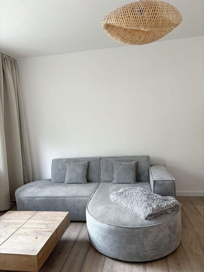Pronájem bytu 2+1 50 m², Schleißheimer Str. 182, München, Bavorsko Pronájem bytu 2+1 50 m², Schleißheimer Str. 182, München, Bavorsko