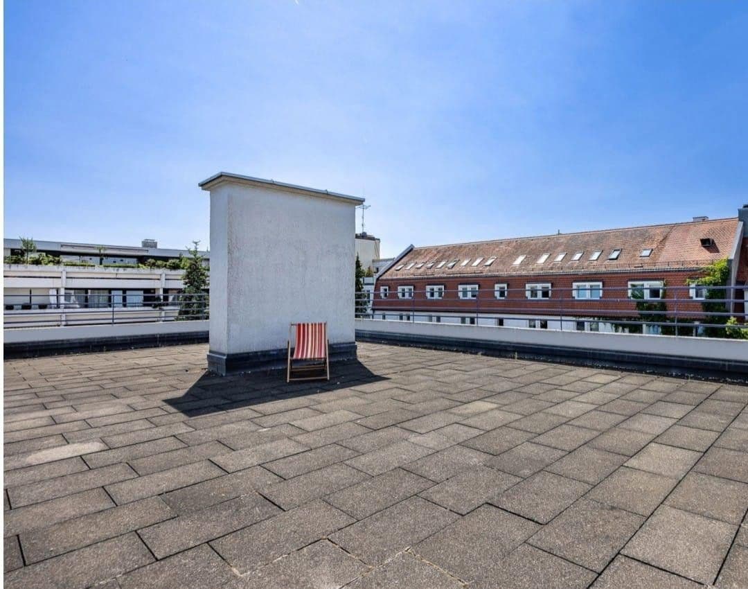 Pronájem bytu 2+1 50 m², Schleißheimer Str. 182, München, Bavorsko Pronájem bytu 2+1 50 m², Schleißheimer Str. 182, München, Bavorsko
