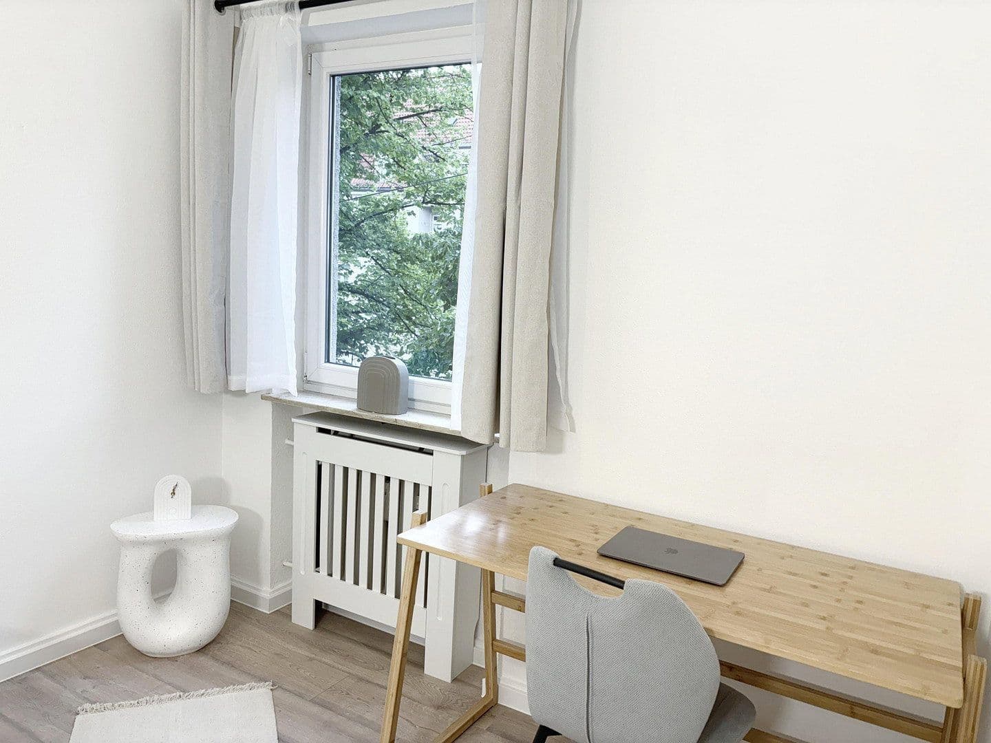 Pronájem bytu 2+1 50 m², Schleißheimer Str. 182, München, Bavorsko Pronájem bytu 2+1 50 m², Schleißheimer Str. 182, München, Bavorsko