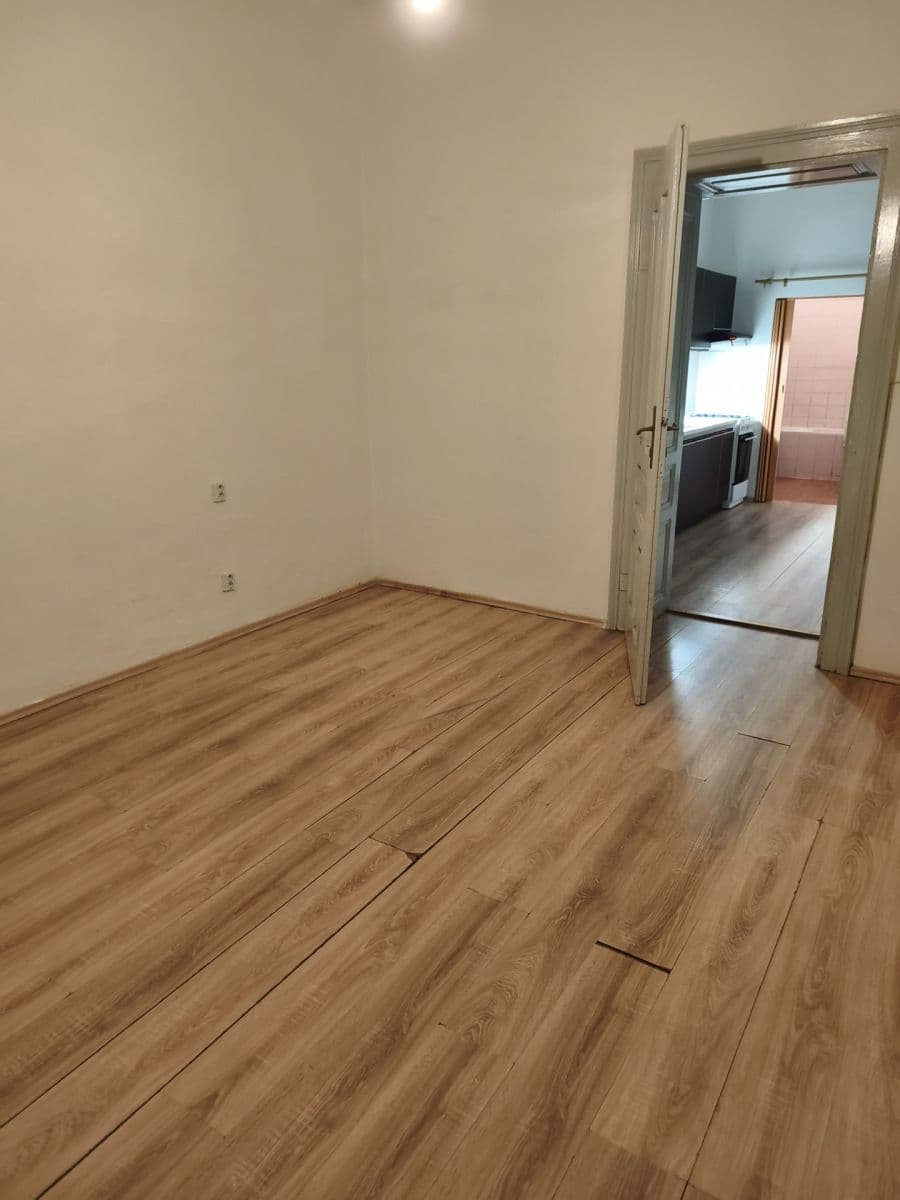 Pronájem bytu 1+1 35 m², Šafaříkova, Prostějov, Olomoucký kraj Pronájem bytu 1+1 35 m², Šafaříkova, Prostějov, Olomoucký kraj