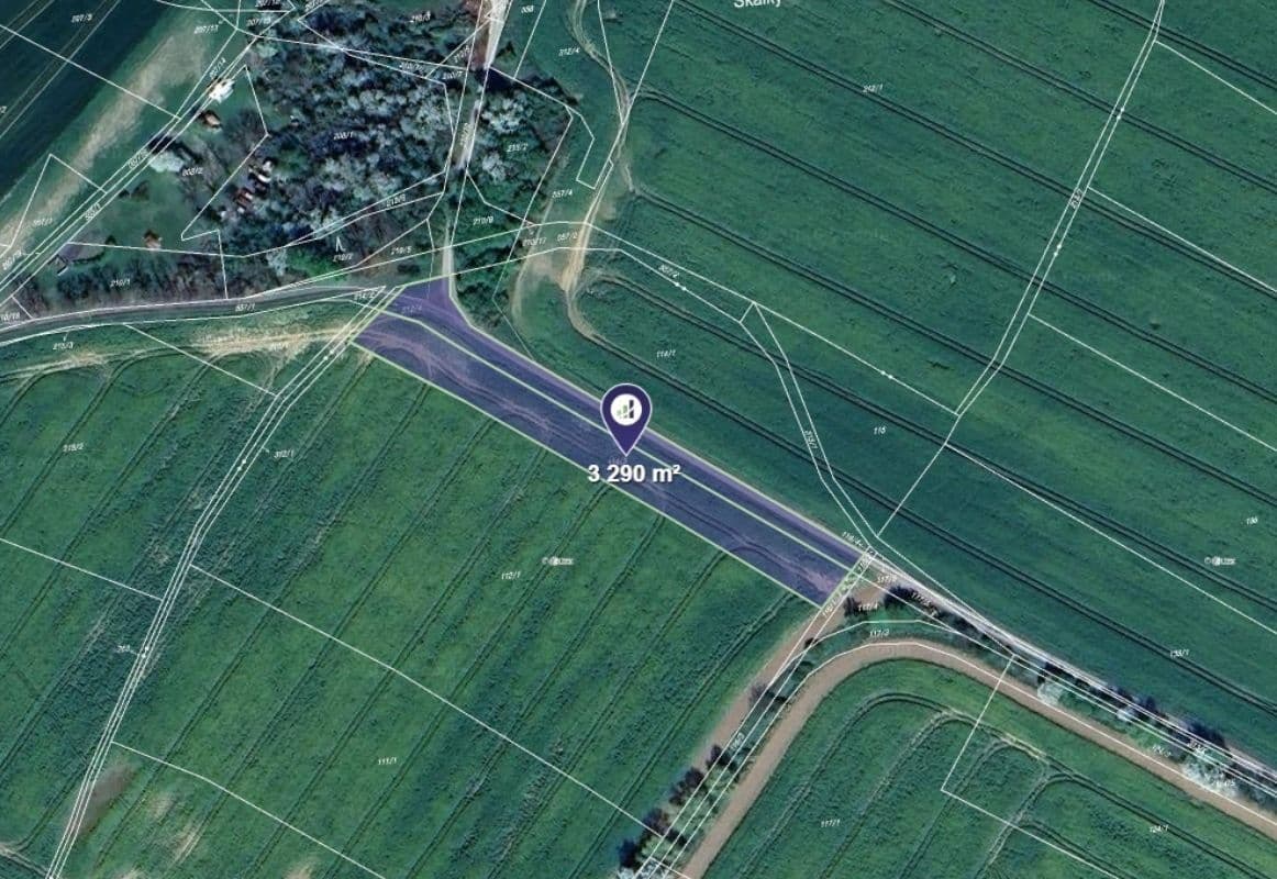 Prodej pozemku 3.290 m², Morašice, Pardubický kraj Prodej pozemku 3.290 m², Morašice, Pardubický kraj