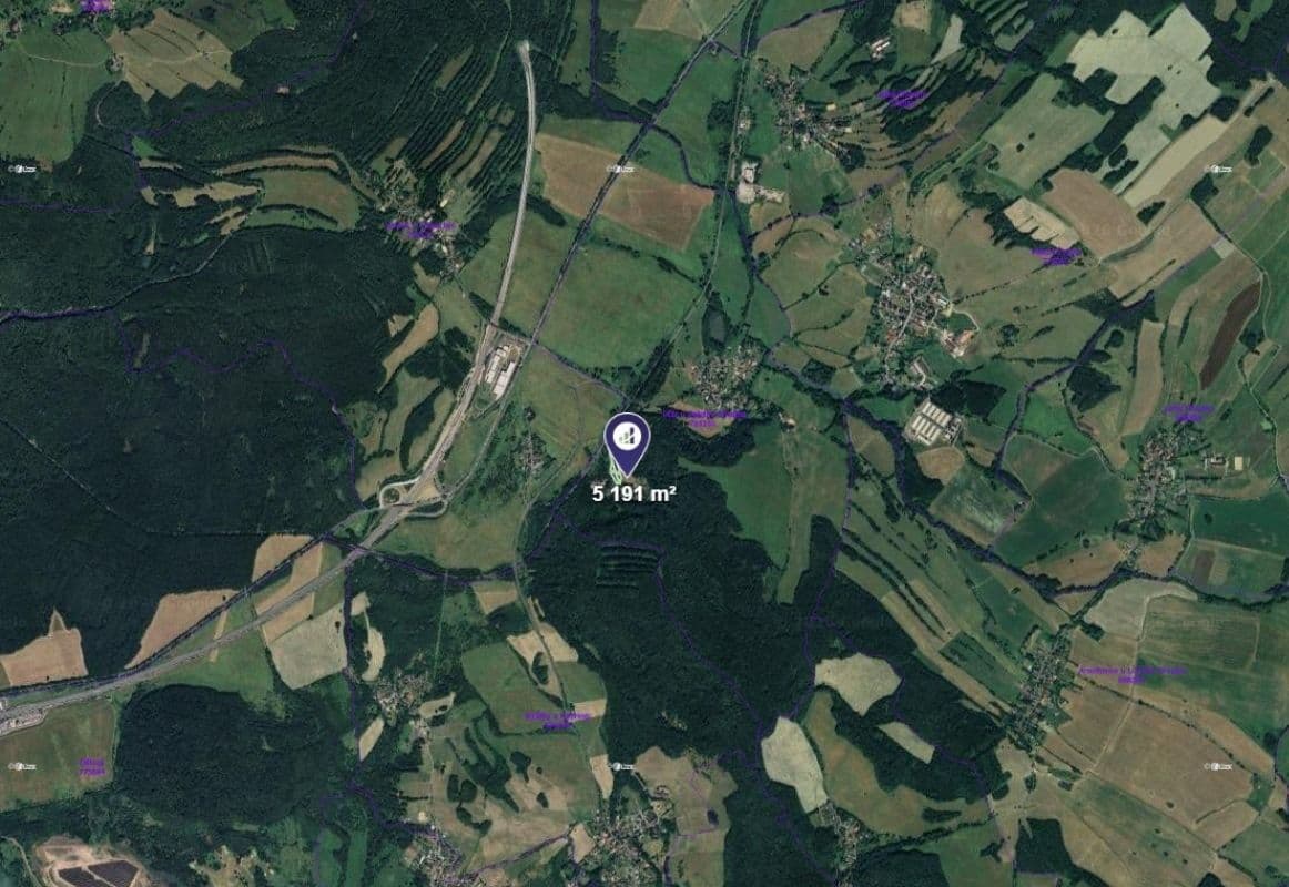Prodej pozemku 5.191 m², Velké Chvojno, Ústecký kraj Prodej pozemku 5.191 m², Velké Chvojno, Ústecký kraj