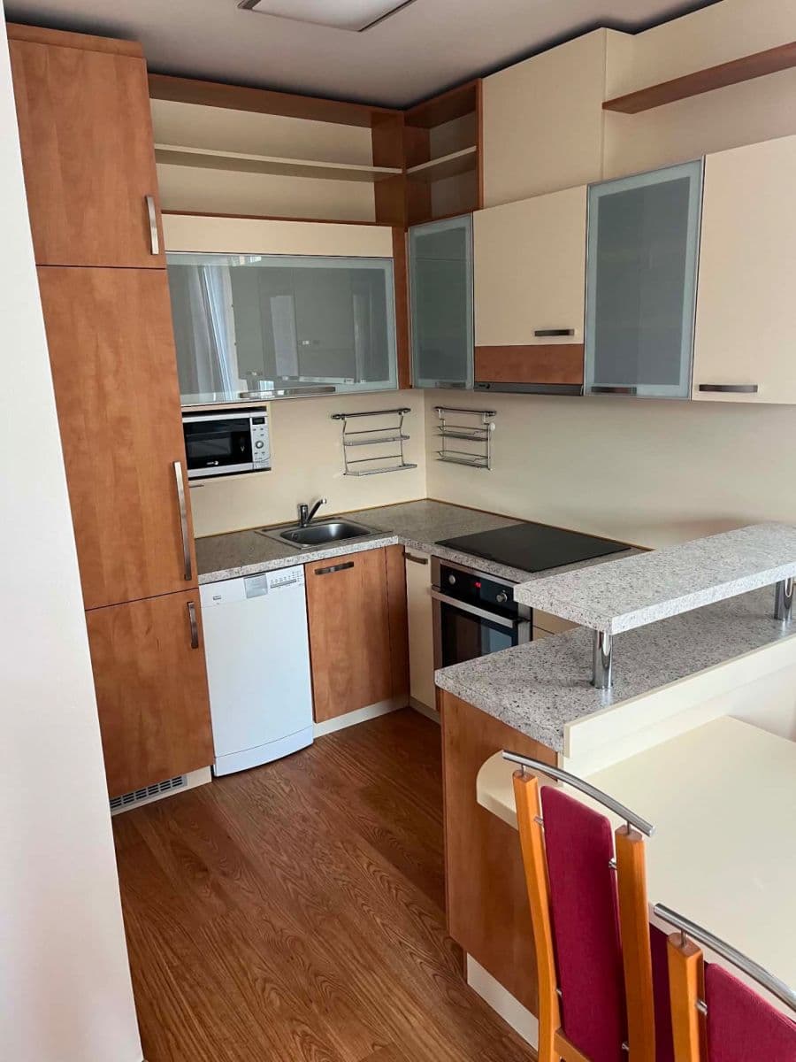 Pronájem bytu 3+kk 72 m², Čajkovského, Hodonín, Jihomoravský kraj Pronájem bytu 3+kk 72 m², Čajkovského, Hodonín, Jihomoravský kraj
