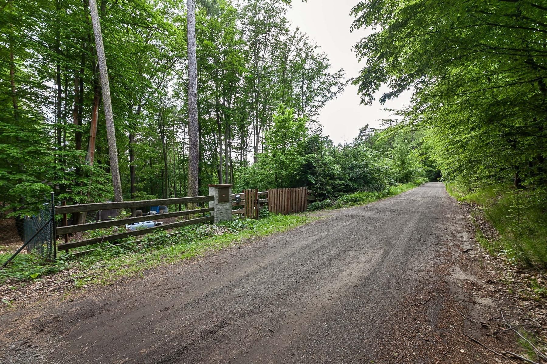 Prodej chaty, chalupy 50 m², pozemek 2.736 m², Slapy, Jihočeský kraj Prodej chaty, chalupy 50 m², pozemek 2.736 m², Slapy, Jihočeský kraj