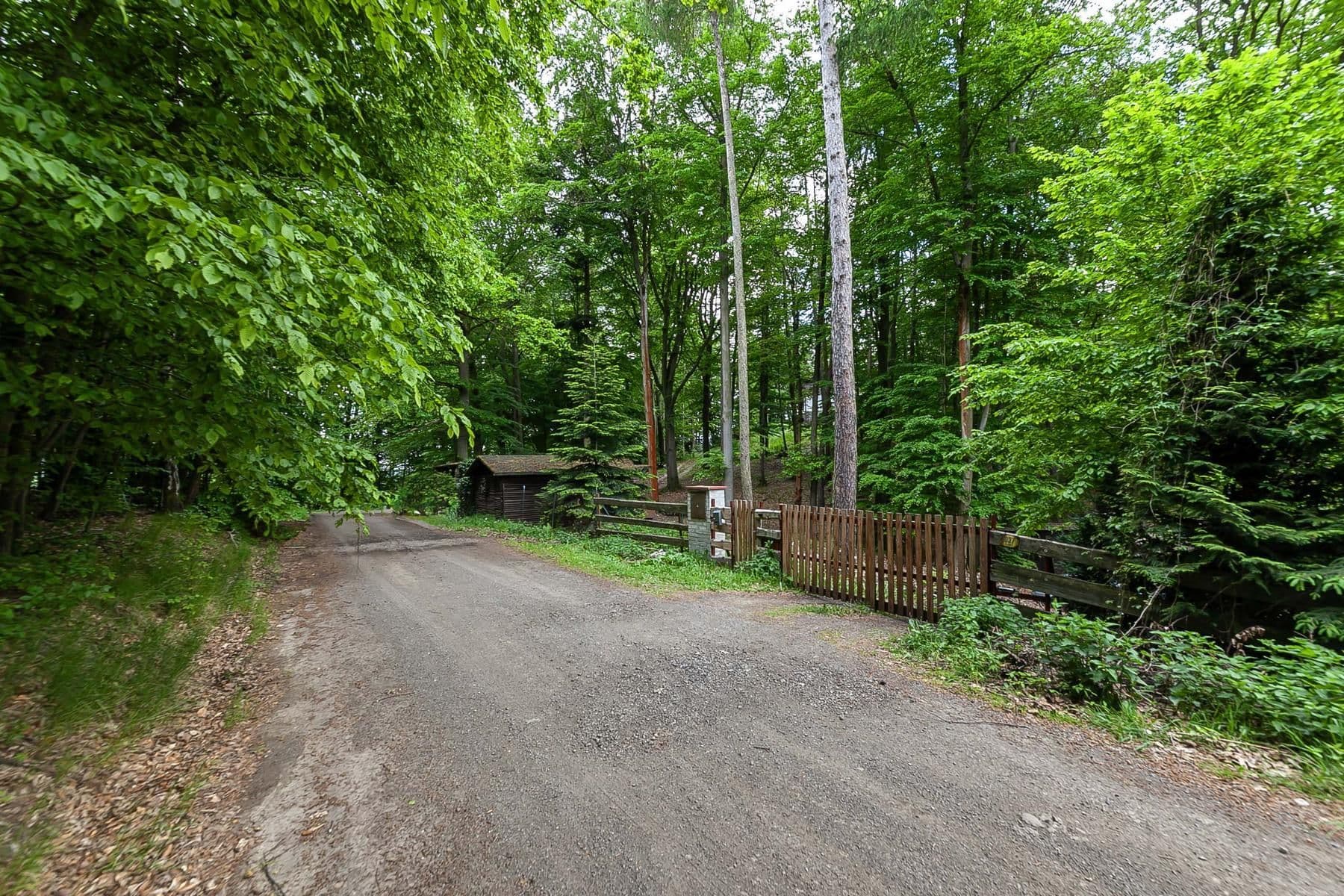 Prodej chaty, chalupy 50 m², pozemek 2.736 m², Slapy, Jihočeský kraj Prodej chaty, chalupy 50 m², pozemek 2.736 m², Slapy, Jihočeský kraj