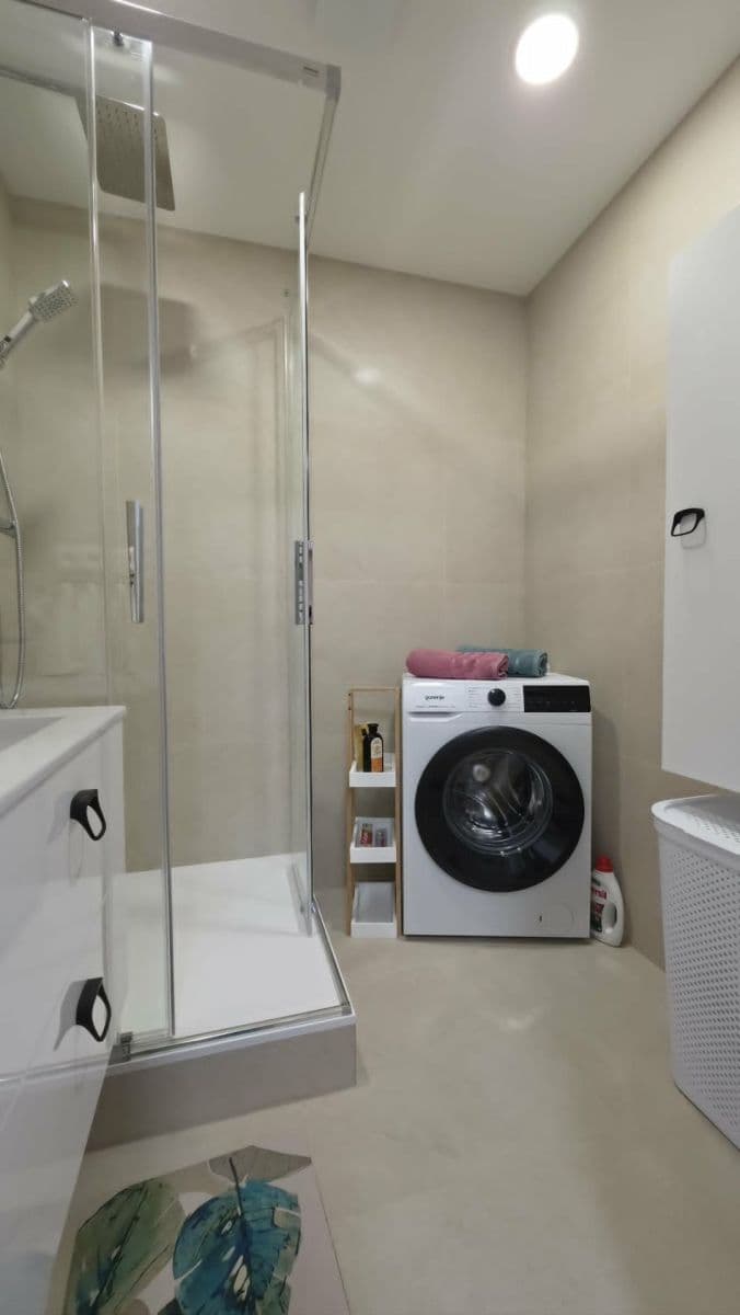 Pronájem bytu 3+1 64 m², A. Bednára, Prievidza, Trenčiansky kraj Pronájem bytu 3+1 64 m², A. Bednára, Prievidza, Trenčiansky kraj