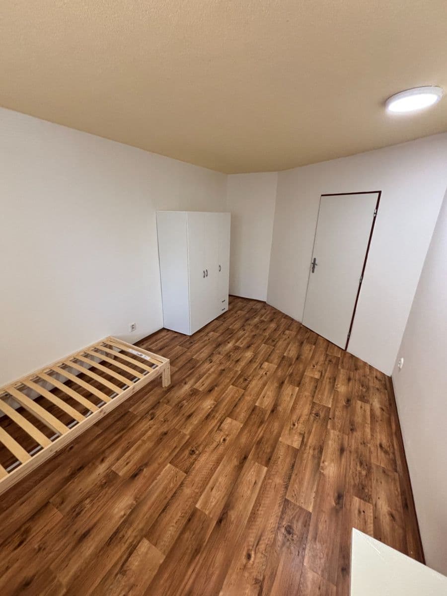 Pronájem bytu 3+1 60 m², Londýnská, Ústí nad Labem, Ústecký kraj Pronájem bytu 3+1 60 m², Londýnská, Ústí nad Labem, Ústecký kraj