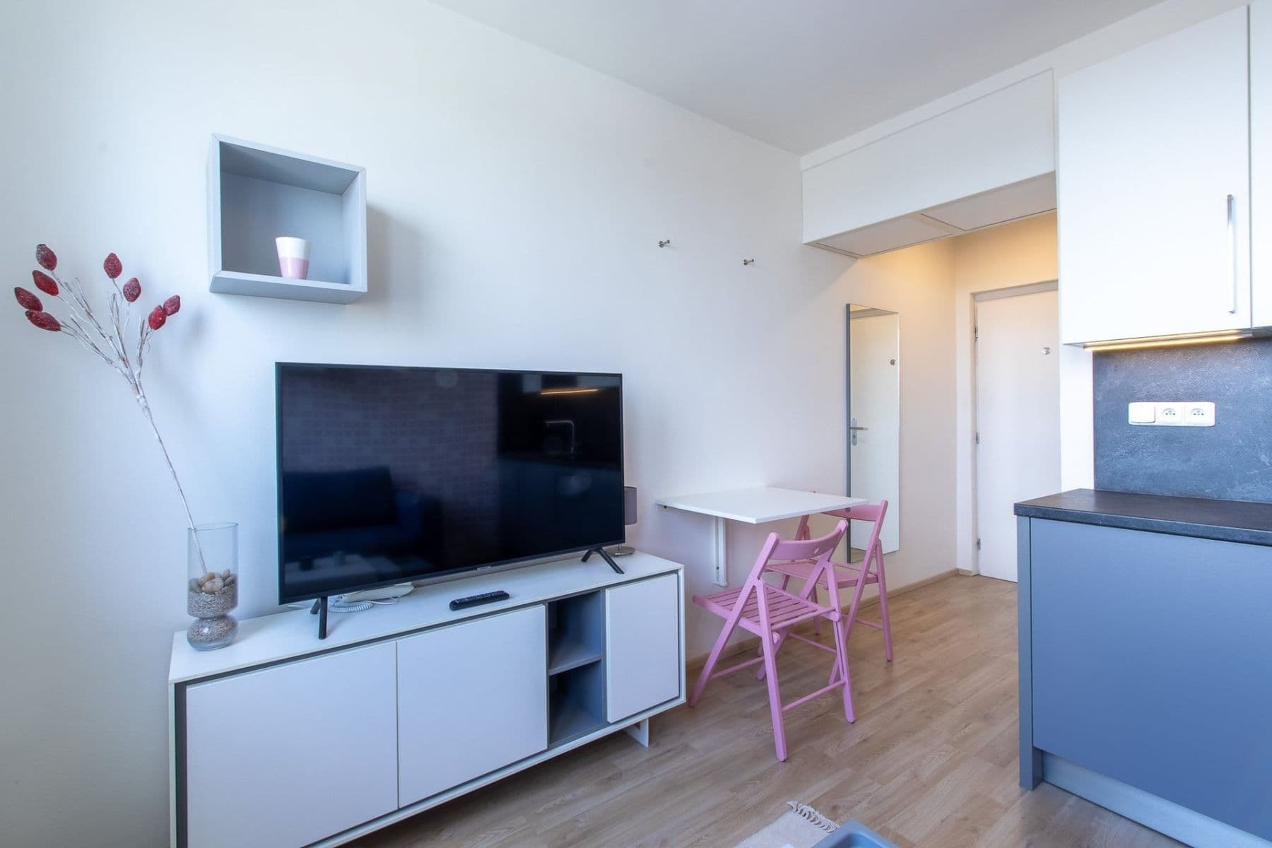 Pronájem bytu 1+kk 16 m², Peroutkova, Praha, Praha Pronájem bytu 1+kk 16 m², Peroutkova, Praha, Praha