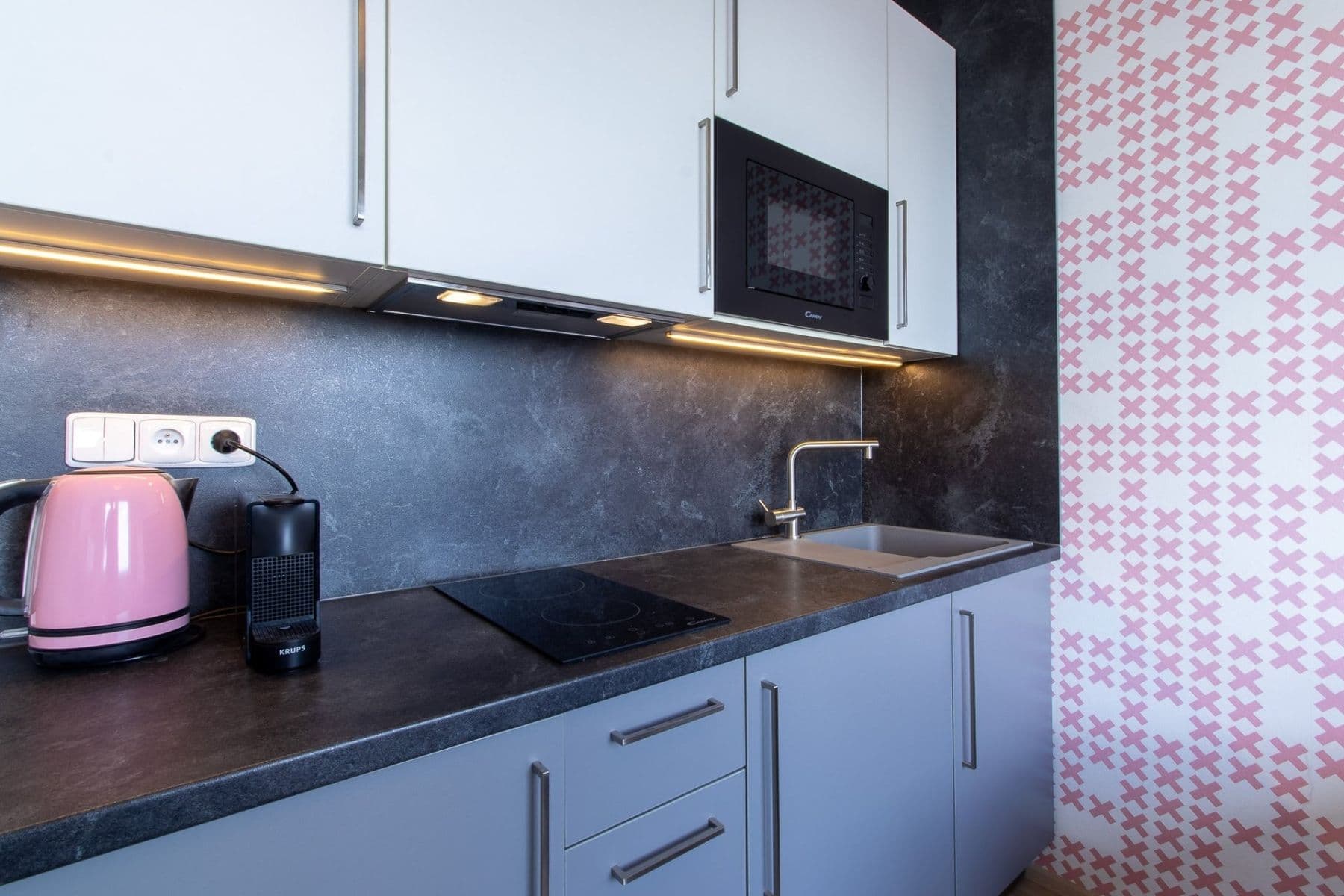 Pronájem bytu 1+kk 16 m², Peroutkova, Praha, Praha Pronájem bytu 1+kk 16 m², Peroutkova, Praha, Praha