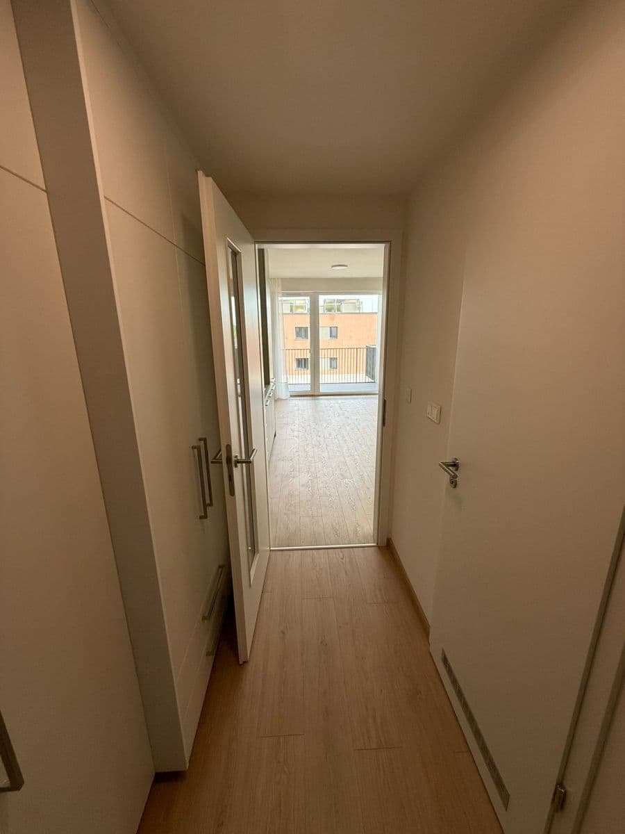 Pronájem bytu 1+kk 30 m², Jáchymovská, Praha, Praha Pronájem bytu 1+kk 30 m², Jáchymovská, Praha, Praha