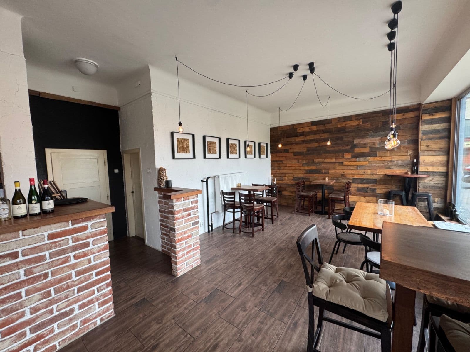 Pronájem nebytového prostoru 72 m², Semanského, Praha, Praha Pronájem nebytového prostoru 72 m², Semanského, Praha, Praha