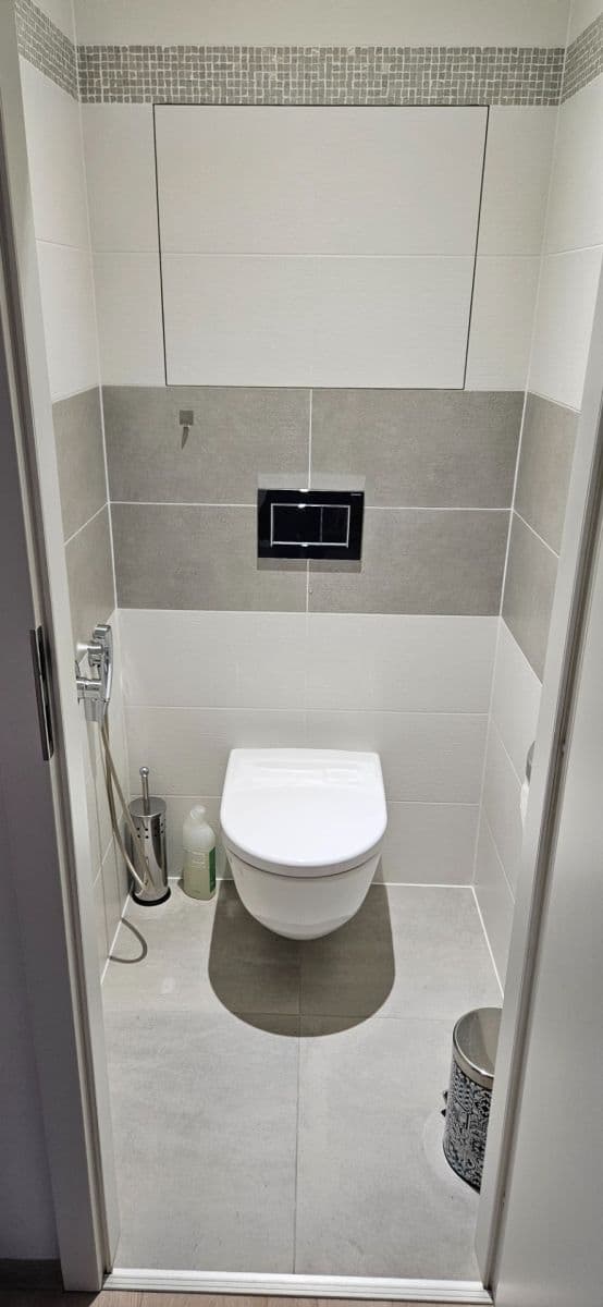Pronájem bytu 3+1 78 m², Krouzova, Praha, Praha Pronájem bytu 3+1 78 m², Krouzova, Praha, Praha