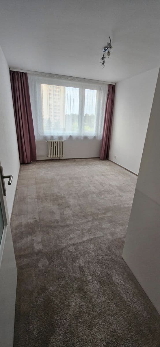 Pronájem bytu 3+1 78 m², Krouzova, Praha, Praha Pronájem bytu 3+1 78 m², Krouzova, Praha, Praha