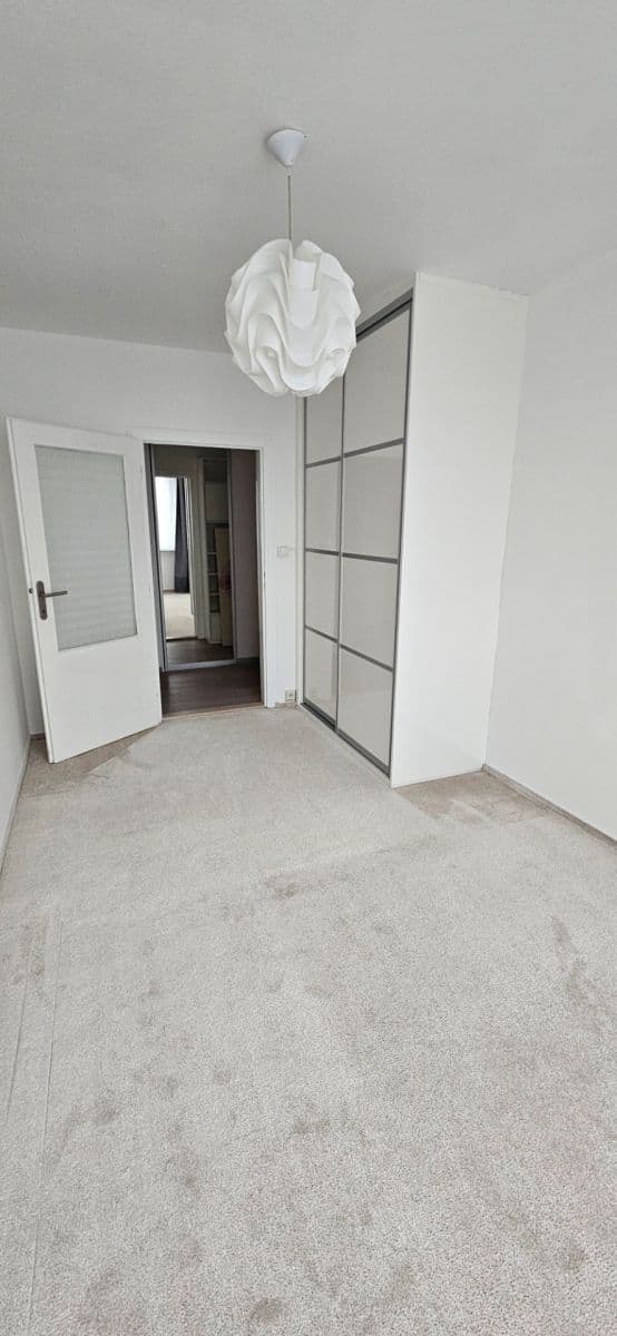 Pronájem bytu 3+1 78 m², Krouzova, Praha, Praha Pronájem bytu 3+1 78 m², Krouzova, Praha, Praha